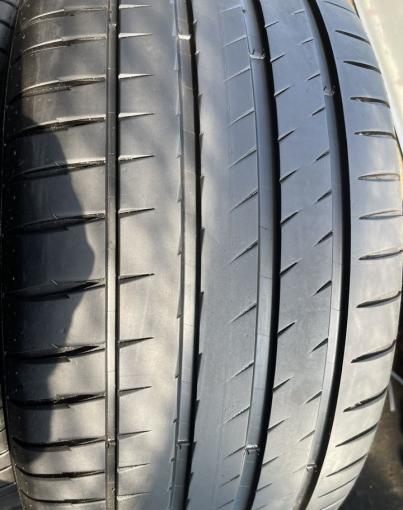 Michelin Pilot Sport 4 225/55 R19 и 275/45 R19 Y