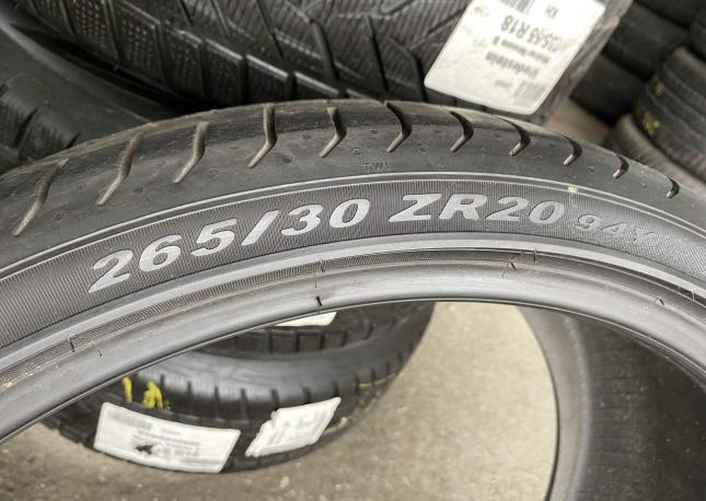 Pirelli P Zero 265/30 R20 94Y