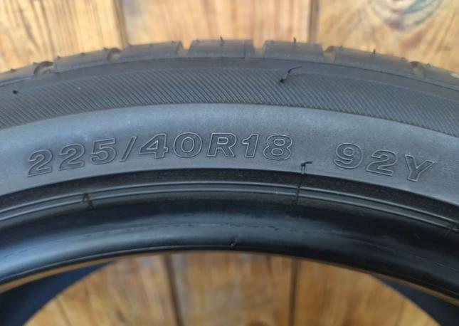 Bridgestone Potenza S001 225/40 R18 92Y