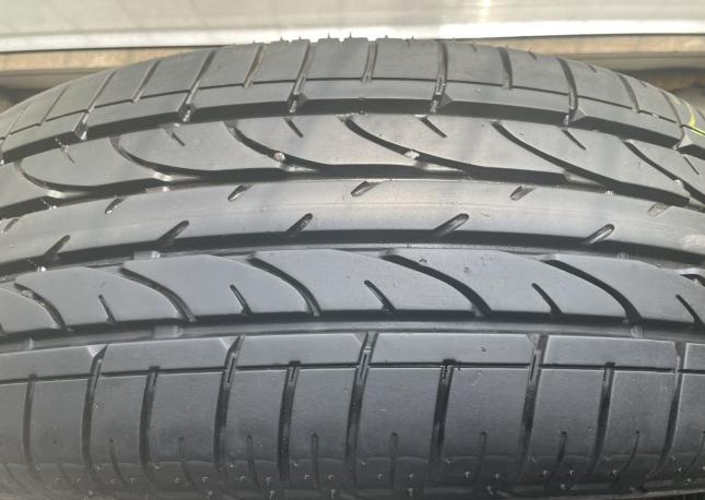 Bridgestone Dueler H/P Sport 215/60 R17 96H