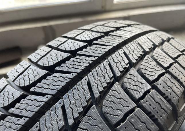 Michelin X-Ice XI3 185/65 R15 92T
