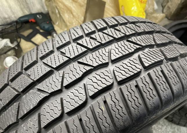 Continental ContiWinterContact TS 830 P 235/45 R19