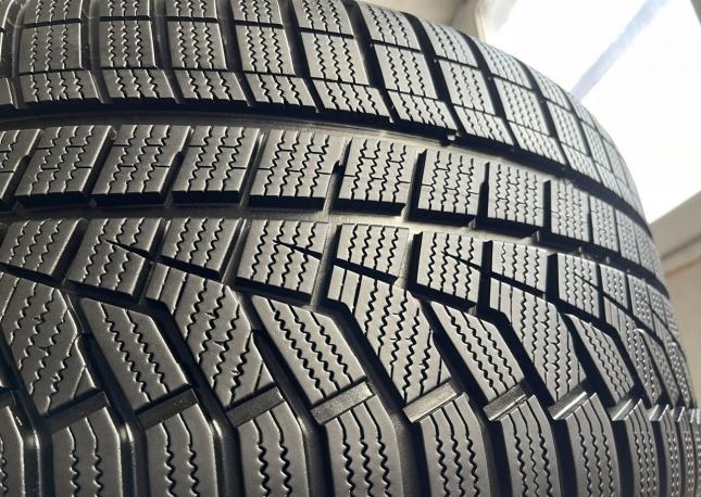 Hankook Winter I&#39;Cept Evo2 W320C 285/30 R22 101W