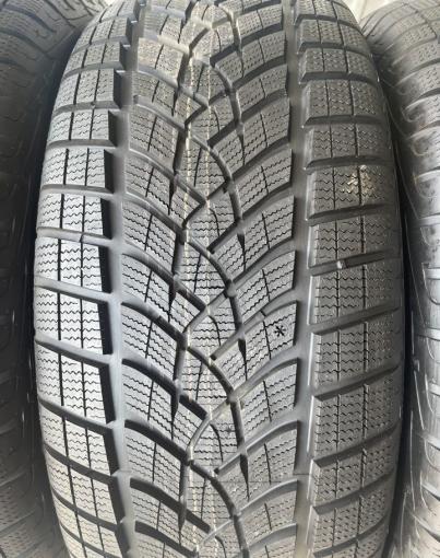 Goodyear UltraGrip Ice 285/60 R18 116T