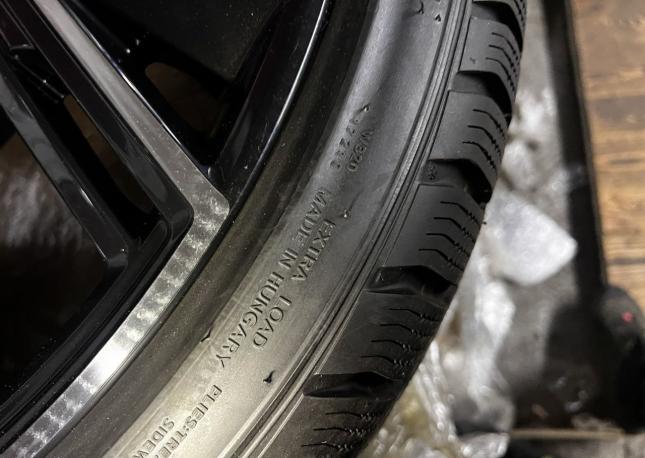 Hankook Winter I&#39;Cept Evo2 W320 285/30 R22