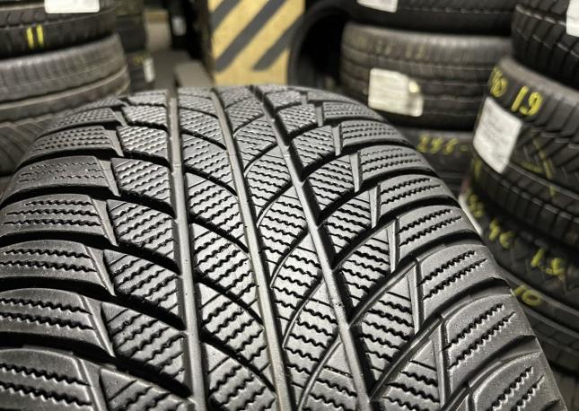 Bridgestone Blizzak LM005 RFT 245/50 R19 105V