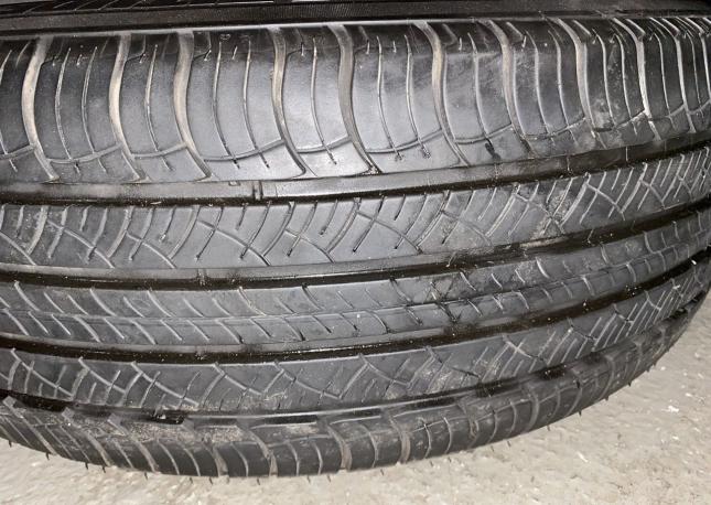 Michelin Latitude Tour HP 255/60 R20 113V