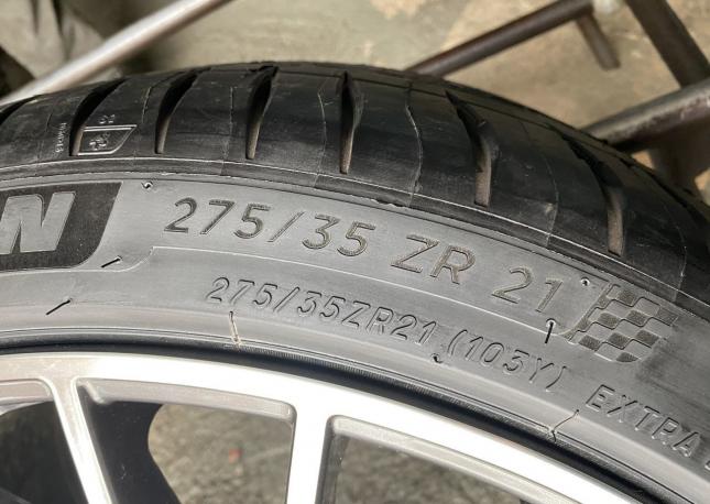 Michelin Pilot Sport 4 275/35 R21 и 315/30 R21 103Y