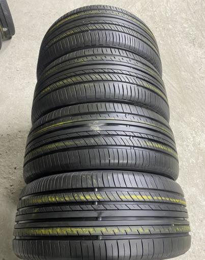 Yokohama Advan dB V552 245/45 R17