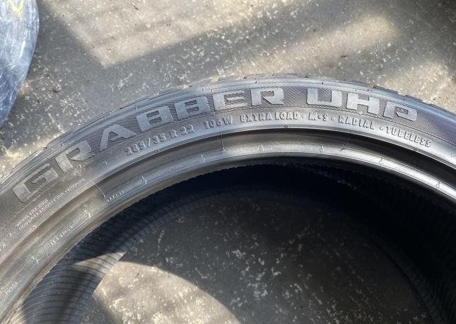 General Tire Grabber UHP 285/35 R22 106W