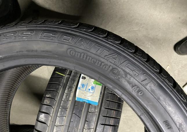 Continental CrossContact UHP E 265/40 R21 105Y