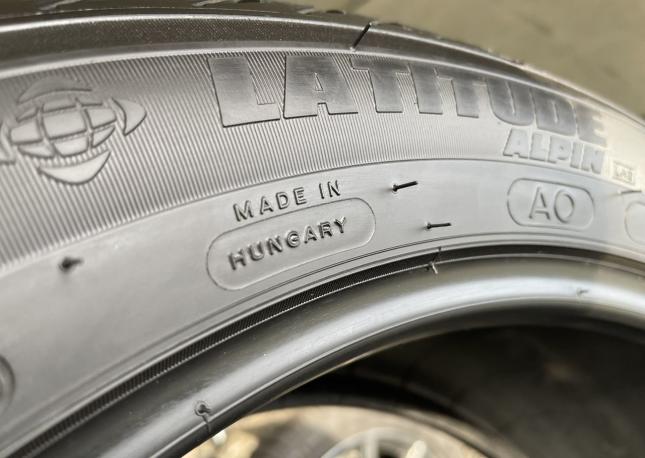 Michelin Latitude Alpin LA2 255/45 R20 101V