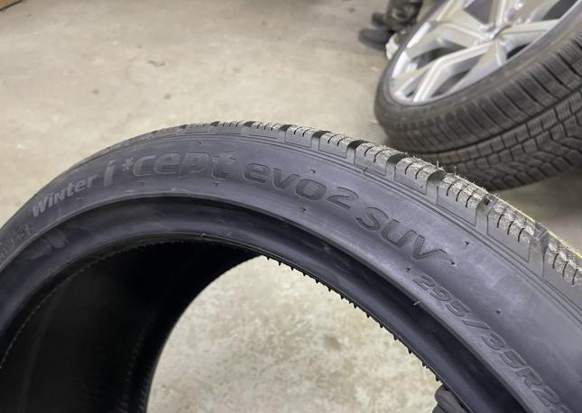 Hankook Winter I&#39;Cept Evo 3 W330A 295/35 R23 108W