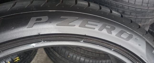 Pirelli P Zero 275/35 R20 102Y