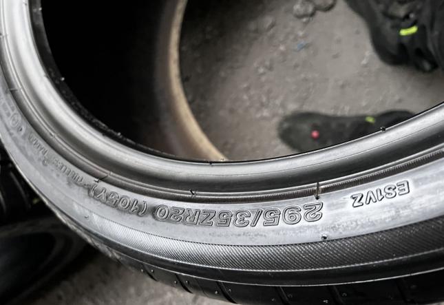 Bridgestone Potenza S001 295/35 R20