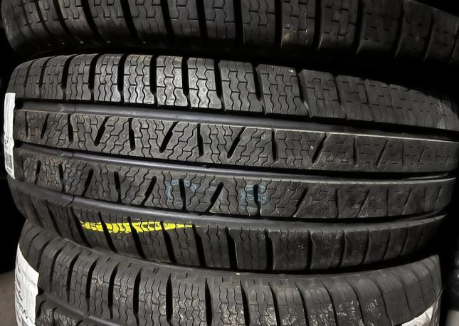 Pirelli Carrier Winter 225/70 R15C