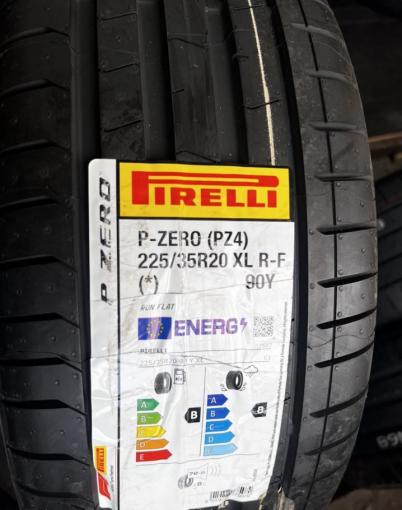 Pirelli P Zero PZ4 225/35 R20