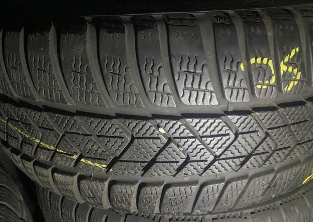 Pirelli Winter Sottozero 3 245/45 R18