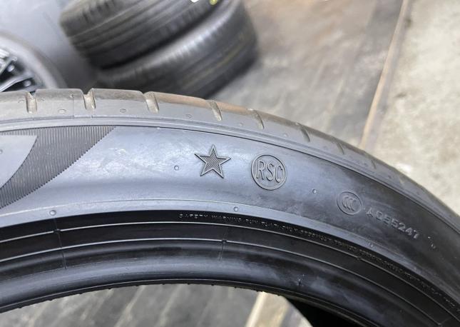 Pirelli P Zero PZ4 225/45 R19 96W