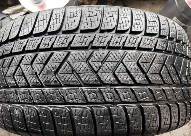 Pirelli Winter Sottozero 3 275/35 R19