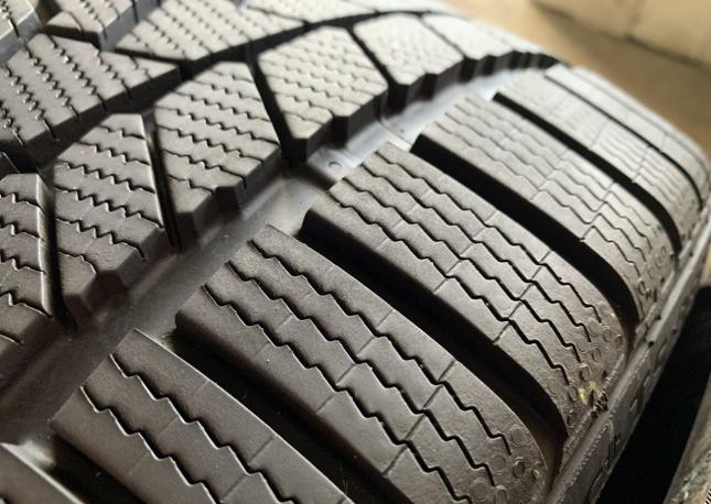 Continental ContiWinterContact TS 860S 225/40 R19 и 255/35 R19