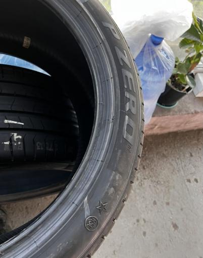 Pirelli P Zero PZ4 315/35 R21 и 275/40 R21