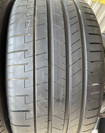 Pirelli P Zero PZ4 295/40 R21 111Y