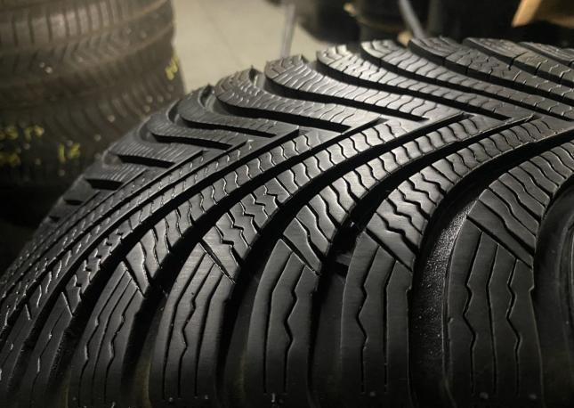 Michelin Alpin 5 225/45 R17