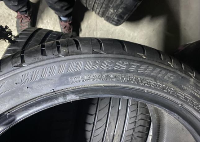 Bridgestone Potenza S001 285/35 R19 99Y