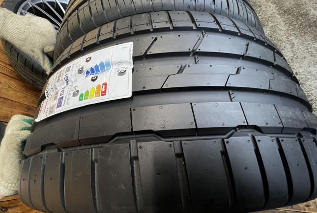 Hankook Ventus S1 Evo 3 K127 285/30 R21 и 255/35 R21