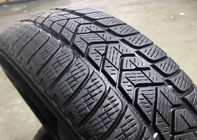 Pirelli Winter Sottozero 3 215/65 R17 99H