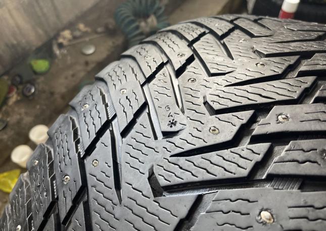 Nokian Tyres Hakkapeliitta 8 SUV 295/40 R20 110T