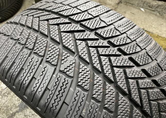 Bridgestone Blizzak LM-005 265/40 R21 105H