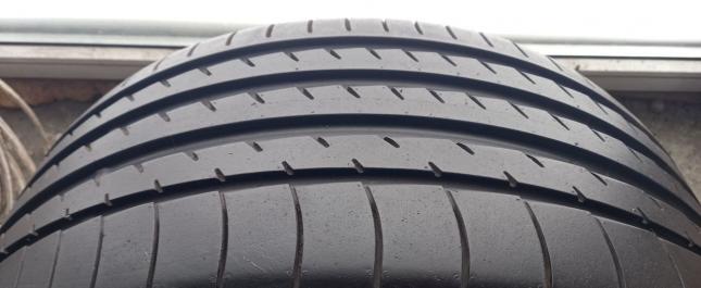 Yokohama Advan Sport V105 255/40 R18 99Y