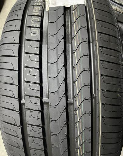 Pirelli Scorpion Verde 275/35 R22 104W