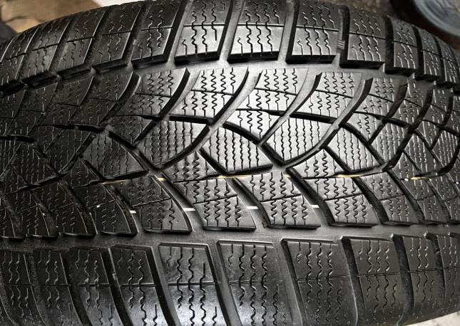 Goodyear UltraGrip Performance 245/40 R18