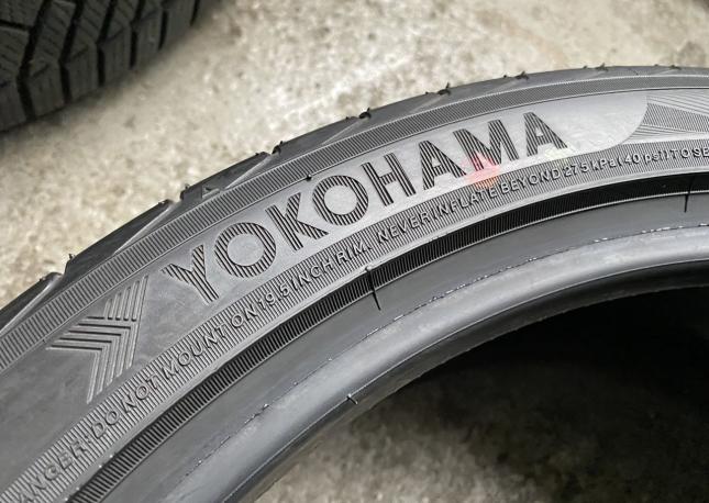 Yokohama Advan Sport V105 225/40 R19 93Y