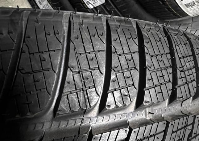 Pirelli Scorpion Winter 315/30 R22