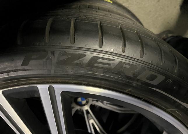 Pirelli P Zero PZ4 225/40 R19 93Y