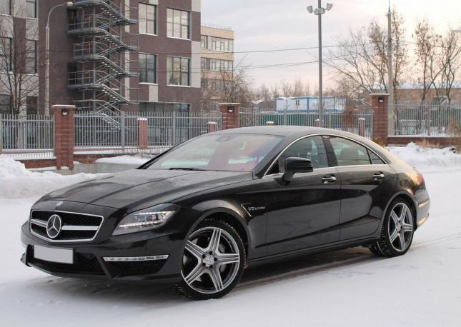 Комплект оригинальных колес Mercedes CLS R19