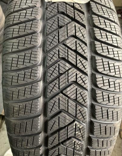 Pirelli Scorpion Winter 255/45 R20