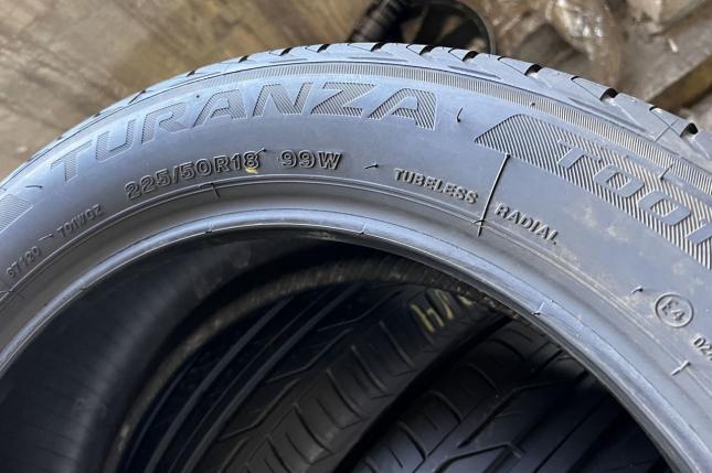 Bridgestone Turanza T001 225/50 R18