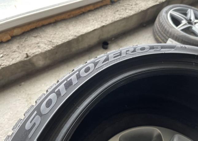 Pirelli Winter Sottozero 3 225/40 R19
