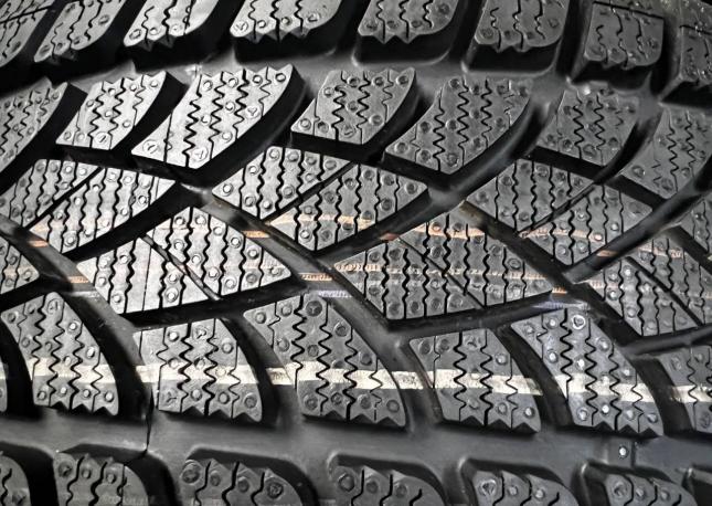 Dunlop SP Winter Sport 3D 215/40 R17