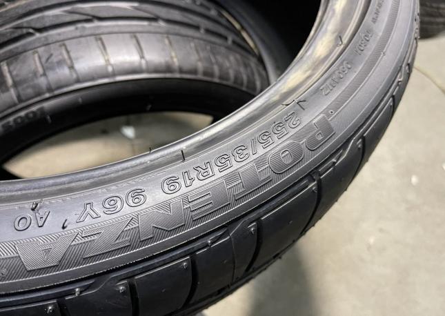 Bridgestone Potenza RE050A II 255/35 R19 96Y