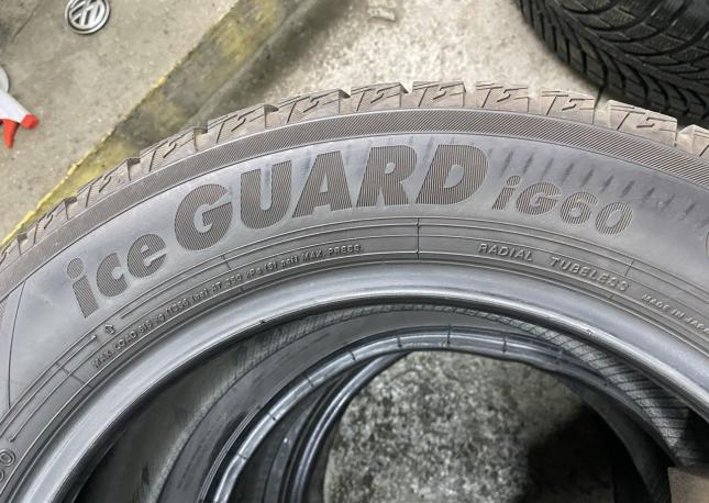 Yokohama Ice Guard IG60 205/55 R16