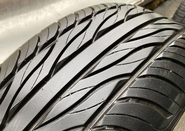 Maxxis M35 Victra Asymmet 255/55 R20 110W