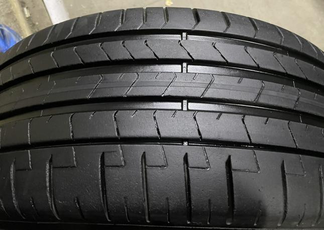 Pirelli P Zero PZ4 255/45 R19 104Y