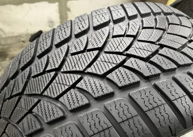 Dunlop SP Winter Sport 3D 255/35 R20 97W