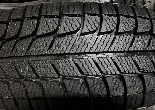 Michelin X-Ice North XIN3 185/65 R15